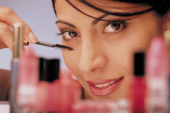 Декоративная косметика для макияжа глаз: купить в VioShop